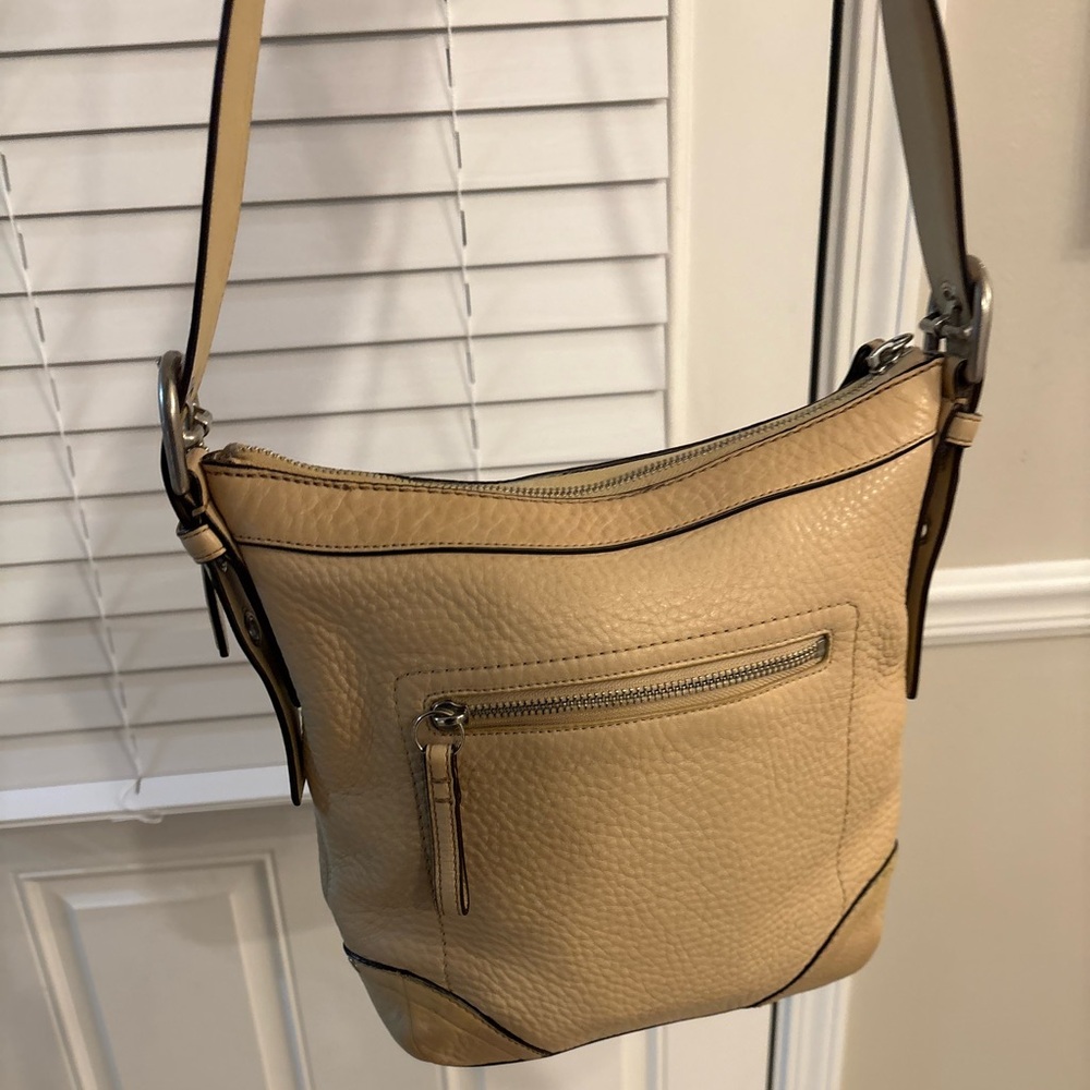 Vintage Coach Madison light tan pebbled leather shoulder/crossbody bag - Picture 4 of 16